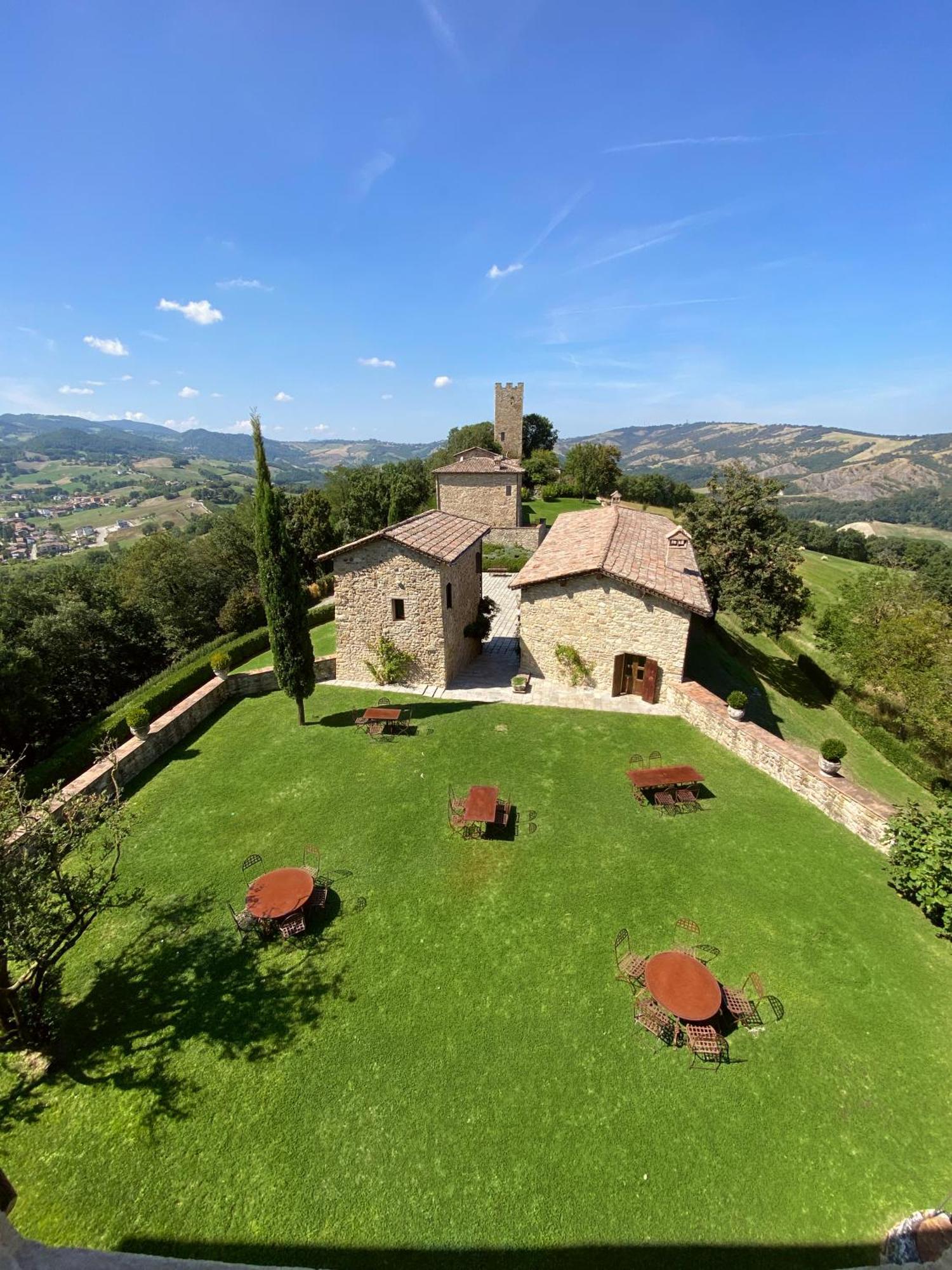 Castello Di Viano Exterior foto
