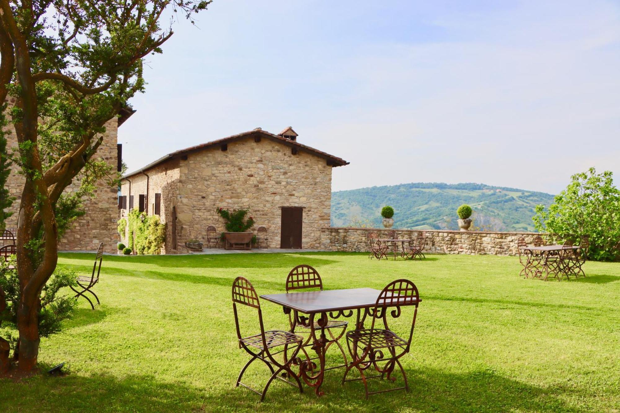 Castello Di Viano Exterior foto